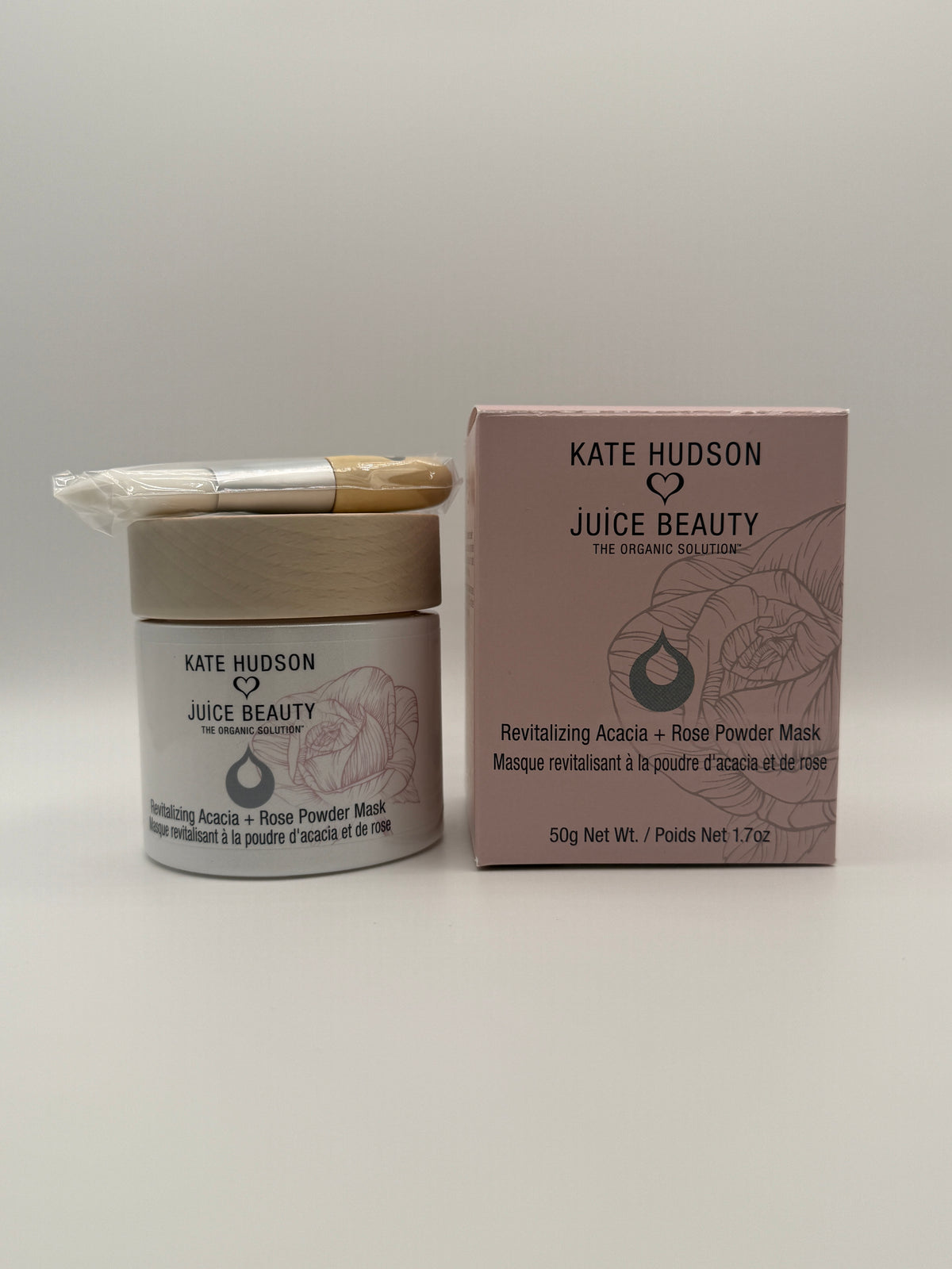 Kate Hudson x Juice Beauty Revitalizing Acacia + Rose Powder Mask 50g